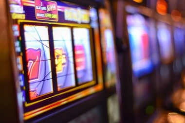 Mobile roulette table interface with betting zones and live dealer